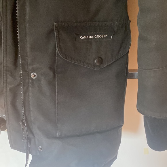 Canada Goose Women’s Trillium Parka - Picture 4 of 10